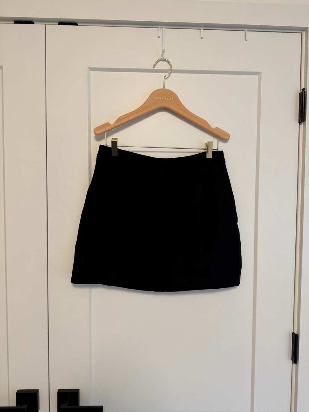 NWT Cinq à Sept Marie Skort Black Size 8
